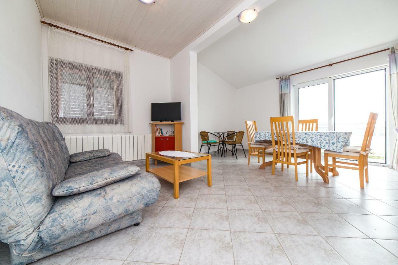 Apartments Rose Trogir Eksteriør bilde