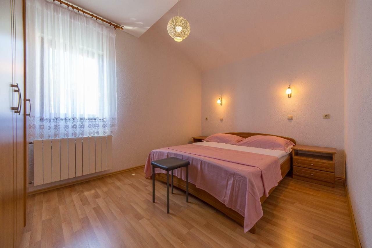 Apartments Rose Trogir Eksteriør bilde