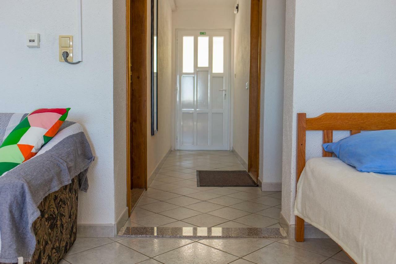 Apartments Rose Trogir Eksteriør bilde