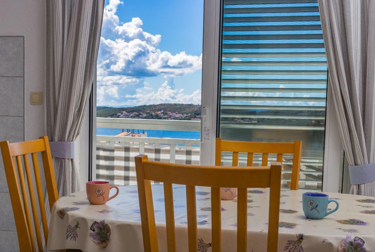 Apartments Rose Trogir Eksteriør bilde